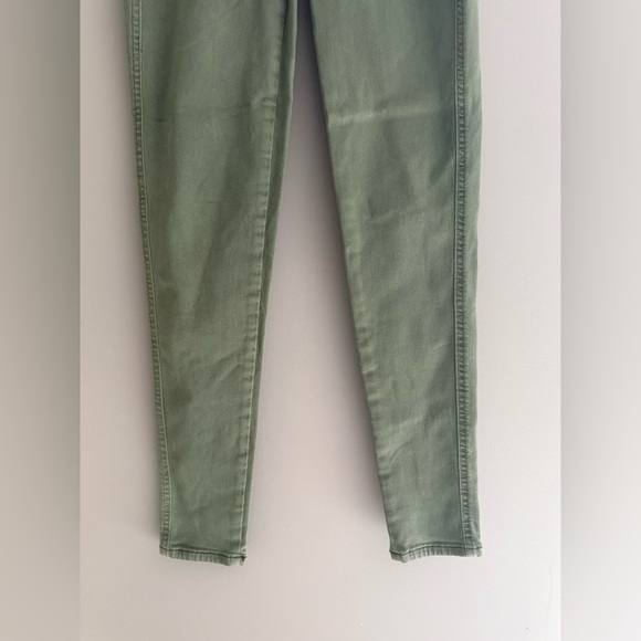 American Eagle Jean Jeggings Woman’s SZ 2 Army Green Skinny Stretch Casual Fall - Picture 3 of 10